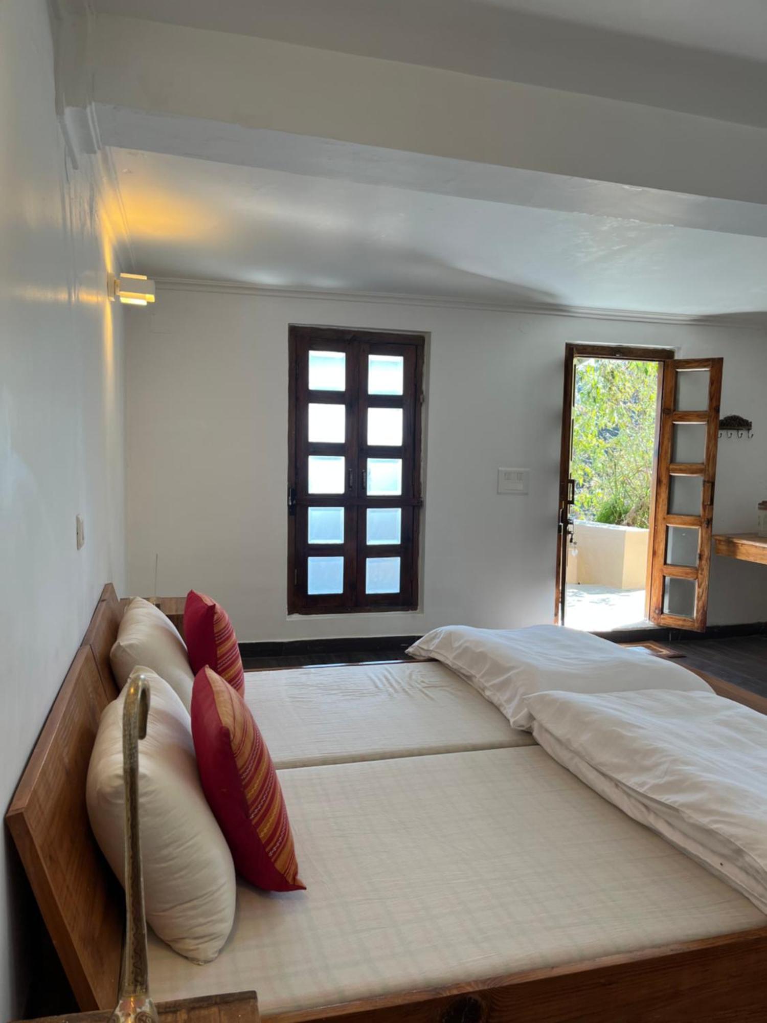 Dunagiri Retreat Dwarahat Bagian luar foto